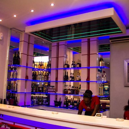 Roses Guest House Kumasi Bagian luar foto