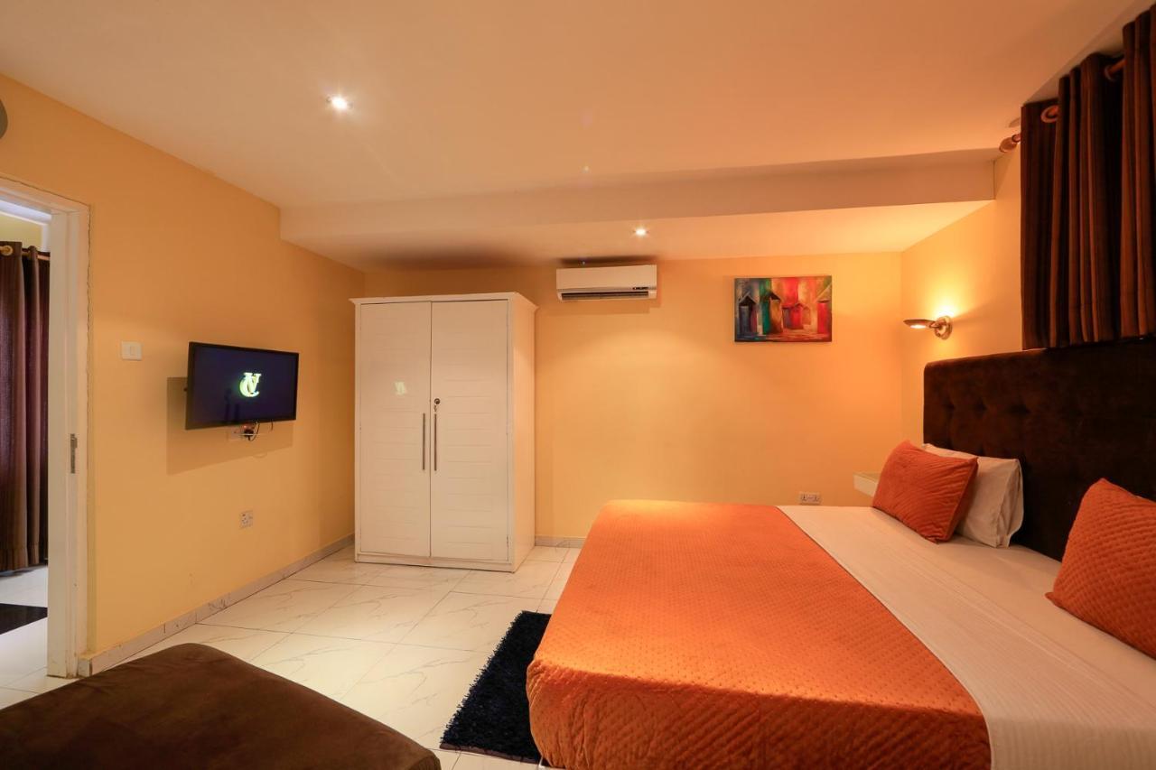 Roses Guest House Kumasi Bagian luar foto